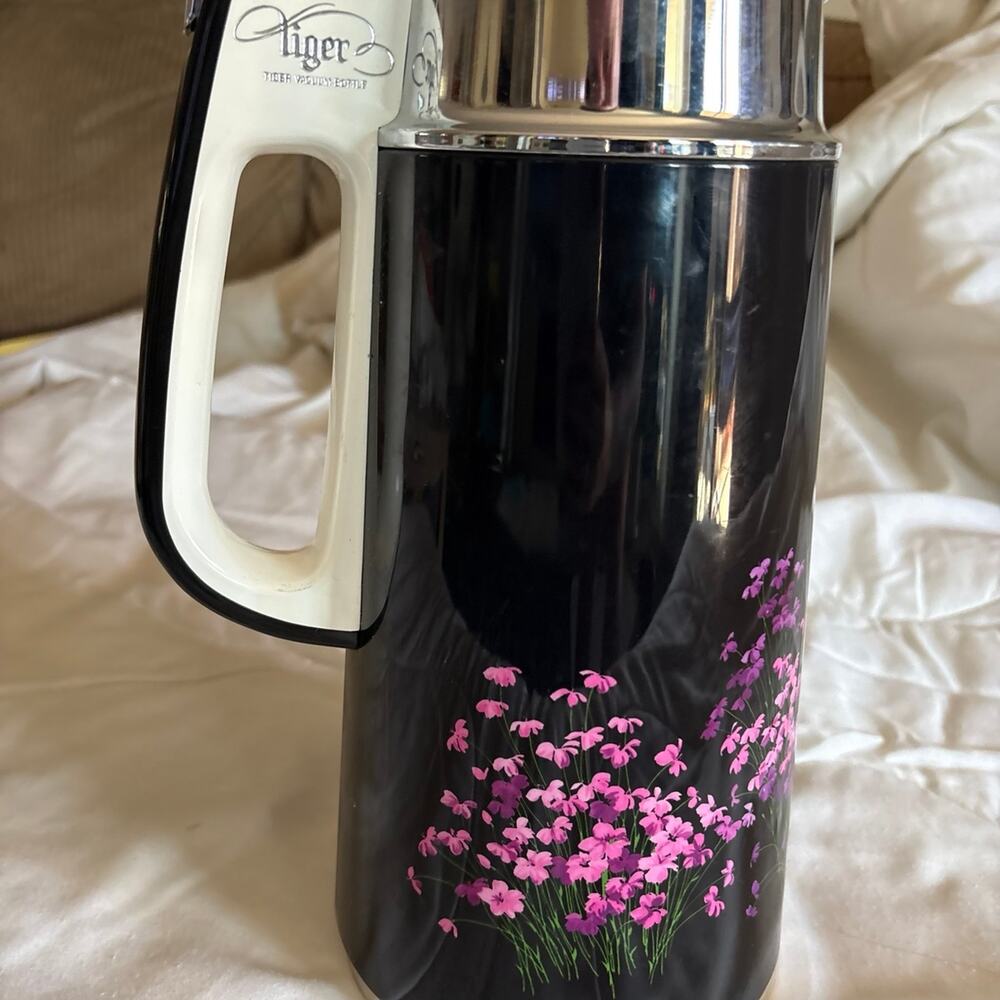 Vintage Tiger Japan Vacuum Thermal Carafe Pink Floral Black Coffee Tea Pot Made